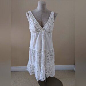 BCBG MaxAzria dress eyelet tiered v neck babydoll cotton silk lined XS …